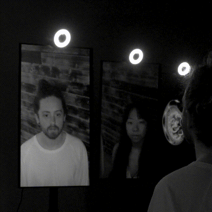 social04.gif